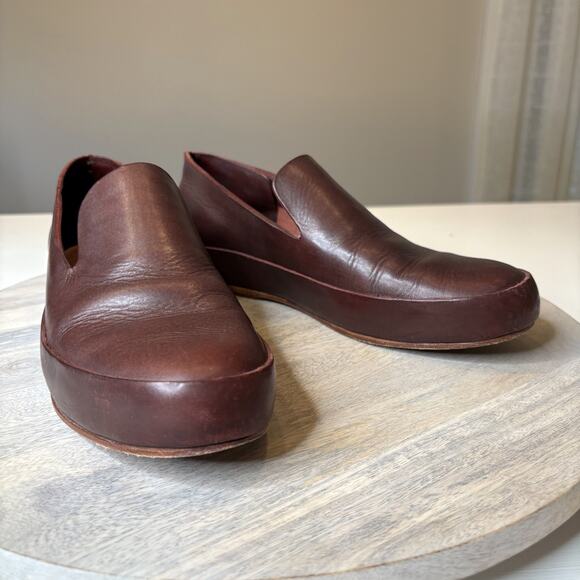 Feit Handmade Maroon Red Leather Slip-On Loafers Minimalist Women's Size 9 US - Picture 1 of 9